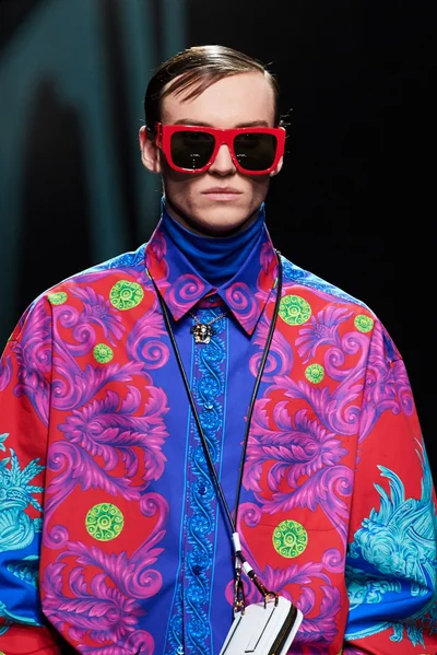 Look 123